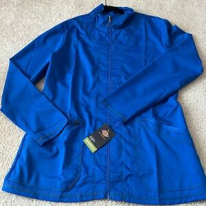 Dickies “Essence” Scrub Jacket